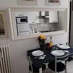 Casa Simona - Centro Wifi Διαμέρισμα Σαν Ρέμο